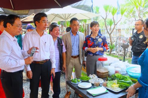 Phát triển ẩm thực thành sản phẩm du lịch đặc sắc của TP Đà Nẵng