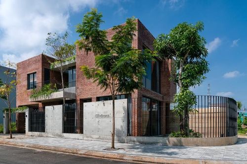 Chiêm ngưỡng ngôi nhà gạch trần đẹp ngỡ ngàng ở Đà Nẵng