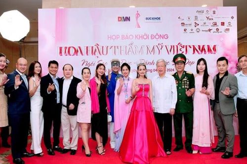 Hoa hậu Thẩm mỹ Việt Nam 2024 lan tỏa thông điệp về bảo vệ sức khỏe đến phái đẹp