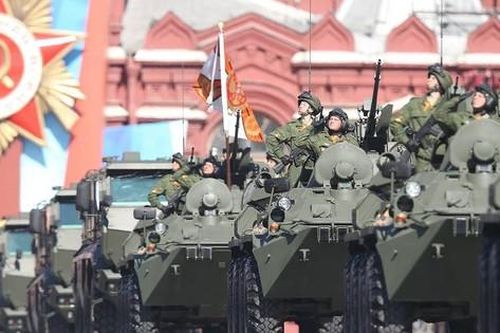 Khí tài quân sự đổ về Mátxcơva chuẩn bị lễ duyệt binh Ngày Chiến thắng