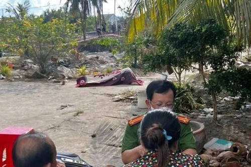 Công an Long An đang làm rõ vụ án mạng hai người tử vong