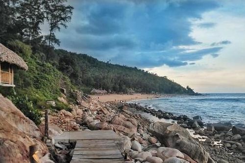 Bãi biển 'tỷ USD' ít người biết, chi phí du lịch chỉ 2-3 triệu đồng