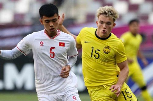 U23 Việt Nam 2-0 U23 Malaysia: Lê Nguyên Hoàng hay nhất