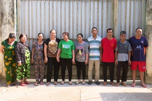Vụ đánh bạc có nhiều phụ nữ tham gia: Khởi tố, bắt tạm giam 12 đối tượng