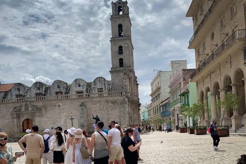 Du lịch Cuba đón tín hiệu vui, lượng khách Nga phục hồi mạnh mẽ