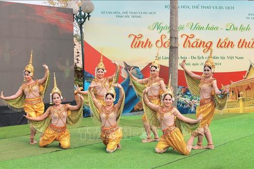 Sôi nổi Ngày hội Văn hóa - Du lịch tỉnh Sóc Trăng tại Hà Nội