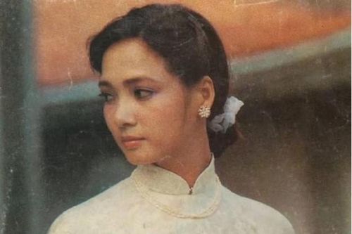 2 NSND đình đám này từng sở hữu nhan sắc 'nức tiếng Hà Thành', có cuộc sống hôn nhân hơn 30 năm ngập tràn hạnh phúc không cần cưới xin