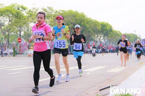 Giải việt dã - chạy Vũ trang truyền thống Báo Đà Nẵng lần thứ 27 năm 2024: Quyết tâm bảo vệ và nâng cao thành tích