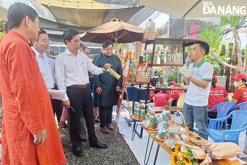 Trải nghiệm các món ăn địa phương tại 'Mặn mà Đà Nẵng'