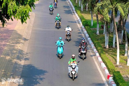 Mưu sinh dưới trời nắng nóng gay gắt