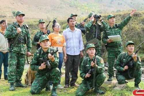 Bảo vệ biên giới từ sớm, từ xa: Bài 1. Bức tường thành vững chắc
