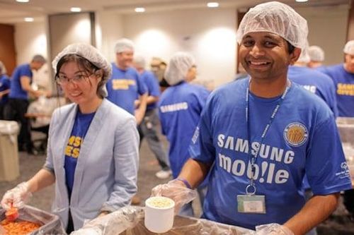 Lo ngại tương lai bất ổn, tập đoàn Samsung buộc các giám đốc tăng ca
