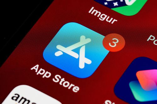 Apple xóa WhatsApp, Threads khỏi kho ứng dụng tại Trung Quốc