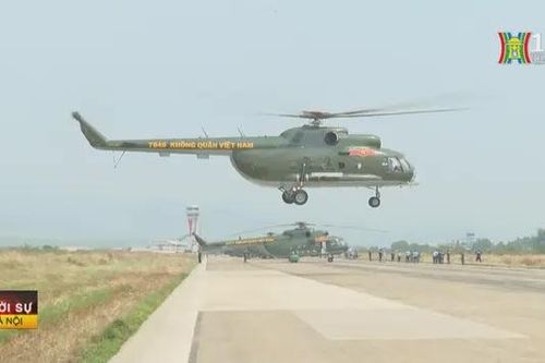Trực thăng Không quân Việt Nam đã có mặt tại Điện Biên
