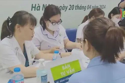 Chăm lo sức khỏe cho nữ công nhân các khu công nghiệp