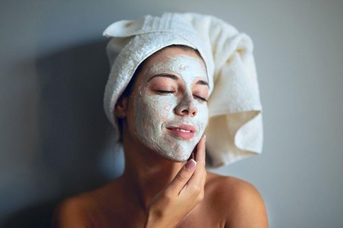 Các bước chăm sóc da mặt ban đêm