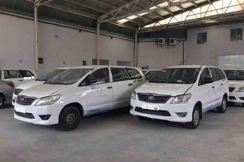 Cách nhận biết xe taxi 'hoàn lương'