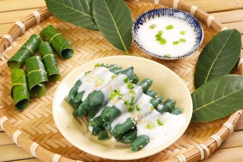 Loại lá mọc hoang bờ rào nay bỗng thành đặc sản, giá tới 120.000 đồng/kg, chị em thành phố săn lùng làm đủ món ngon
