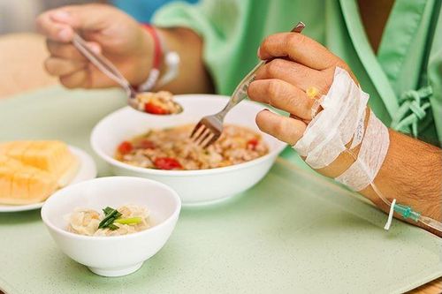 Nguyên nhân gây chán ăn ở người bệnh ung thư, cần làm gì để ăn ngon miệng?