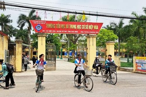 Học bù trong ngày nghỉ lễ ở Thái Bình: Hiệu trưởng phải chịu trách nhiệm