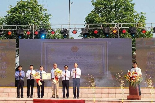 Đón nhận Di sản Văn hóa phi vật thể cấp quốc gia đối với Lễ hội Cầu ngư làng Cam Lâm (Hà Tĩnh)