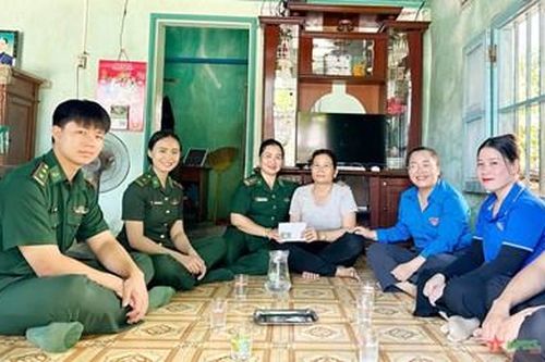 Hành trình 'Tuổi trẻ với biển, đảo quê hương' tại Bình Thuận