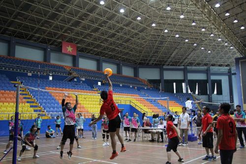 Sôi nổi giải thể thao Người giáo viên nhân dân tại Vĩnh Phúc