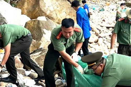 Tuổi trẻ Công an Bình Dương với nhiều hoạt động ý nghĩa vì cộng đồng