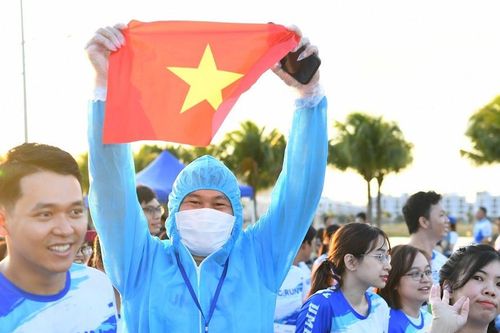 Gần 5.000 VĐV tham gia giải chạy 'UMC Run – Vươn tầm khát vọng'