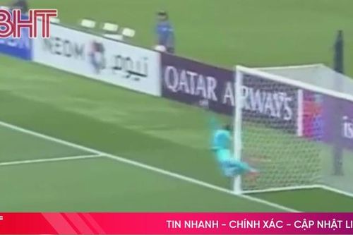 U23 Việt Nam - U23 Malaysia: Siêu phẩm cầu vồng của Khuất Văn Khang