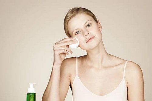Nước thần - bí quyết phục hồi và cải thiện sức khỏe làn da từ bên trong