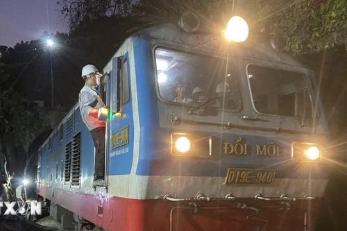 Hầm đường sắt Bãi Gió đã chính thức thông tuyến