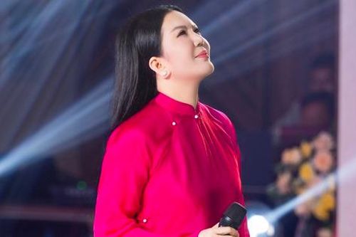 Đinh Hiền Anh làm thiện nguyện từ bán album và cát-xê đi hát