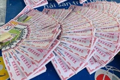 Sóc Trăng đấu giá tìm người mua 224 tấn vé số