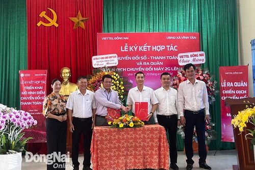 Huyện Vĩnh Cửu ra quân hỗ trợ người dân chuyển đổi thuê bao 2G sang 4G/5G