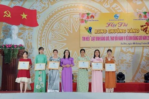Chú trọng tuyên truyền kiến thức pháp luật cho hội viên, phụ nữ