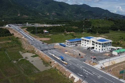 Cao tốc Nha Trang - Cam Lâm bắt đầu thu phí từ ngày 26-4