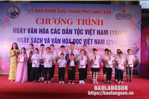 Thành phố Lạng Sơn hưởng ứng Ngày văn hóa các dân tộc Việt Nam, Ngày sách và Văn hóa đọc Việt Nam
