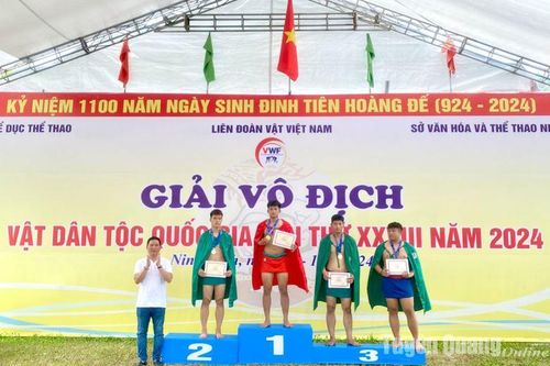 Đoàn Tuyên Quang giành Huy chương Vàng tại Giải vô địch vật dân tộc Quốc gia