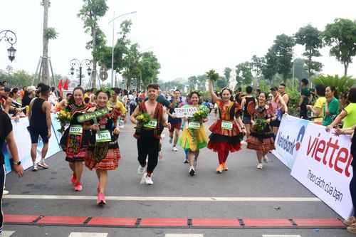Sôi nổi Giải vô địch Roller sports cup quốc gia và Giải chạy bán Marathon mở rộng tỉnh Thái Nguyên
