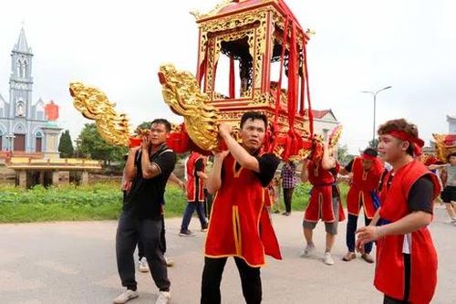 Thái Bình: Đặc sắc lễ hội Vạn Xuân