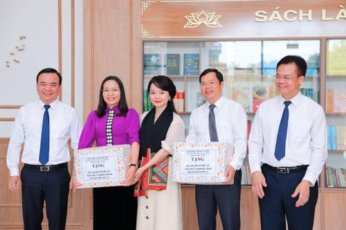 Ngày Sách và Văn hóa đọc Việt Nam tại 'Thành phố học tập toàn cầu' Sơn La