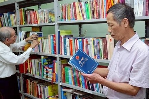 Để tạo sức hút cho 'Tủ sách pháp luật'