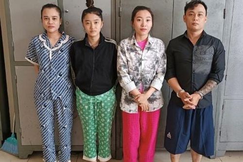 Dựng màn kịch kết hôn với người nước ngoài để 'ẵm trọn' tiền sính lễ