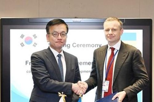 Hàn Quốc ký thỏa thuận khung cung cấp quỹ hợp tác kinh tế cho Ukraine