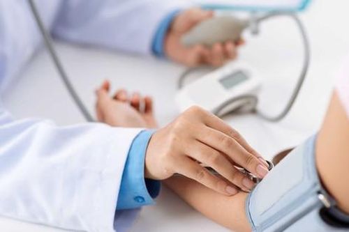 Người bệnh cao huyết áp cần làm việc này mỗi ngày để nâng cao tuổi thọ, người Việt nên áp dụng ngay