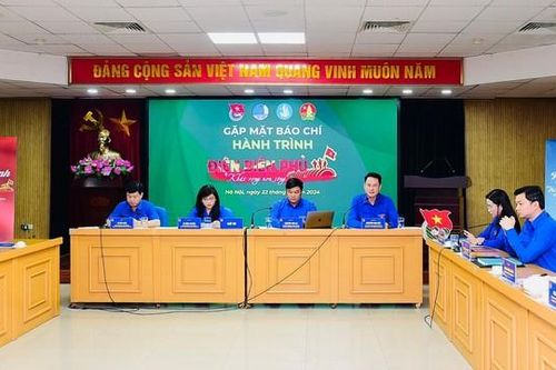 Điện Biên Phủ - Khát vọng non sông: Hành trình về nguồn của hơn 200 đội viên