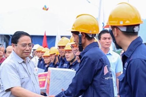 Phát huy tinh thần 'chỉ bàn làm, không bàn lùi'