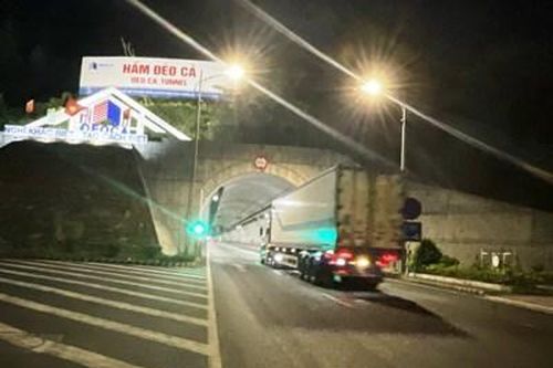 Không có việc sụt lún hầm đường bộ qua Đèo Cả