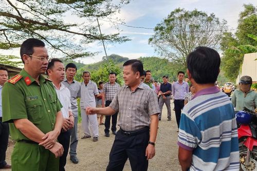 Lâm Đồng: 50 hộ dân phản đối trại heo xả thải gây ô nhiễm